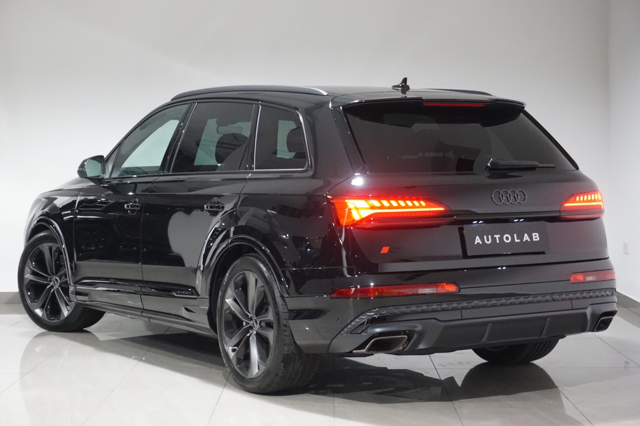 Audi Q7 3.0 TFSI V6 55 Black Edition SUV 5dr Petrol Tiptronic quattro Euro 6 (s/s) (340 ps)